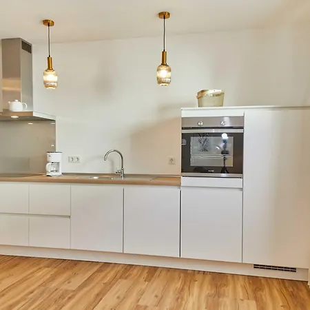 Neu!!! Moselbleibe Winzerhaus Kues * ברנקסטל - קיס