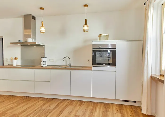 Neu!!! Moselbleibe Winzerhaus Kues * ベルンカステル・クース